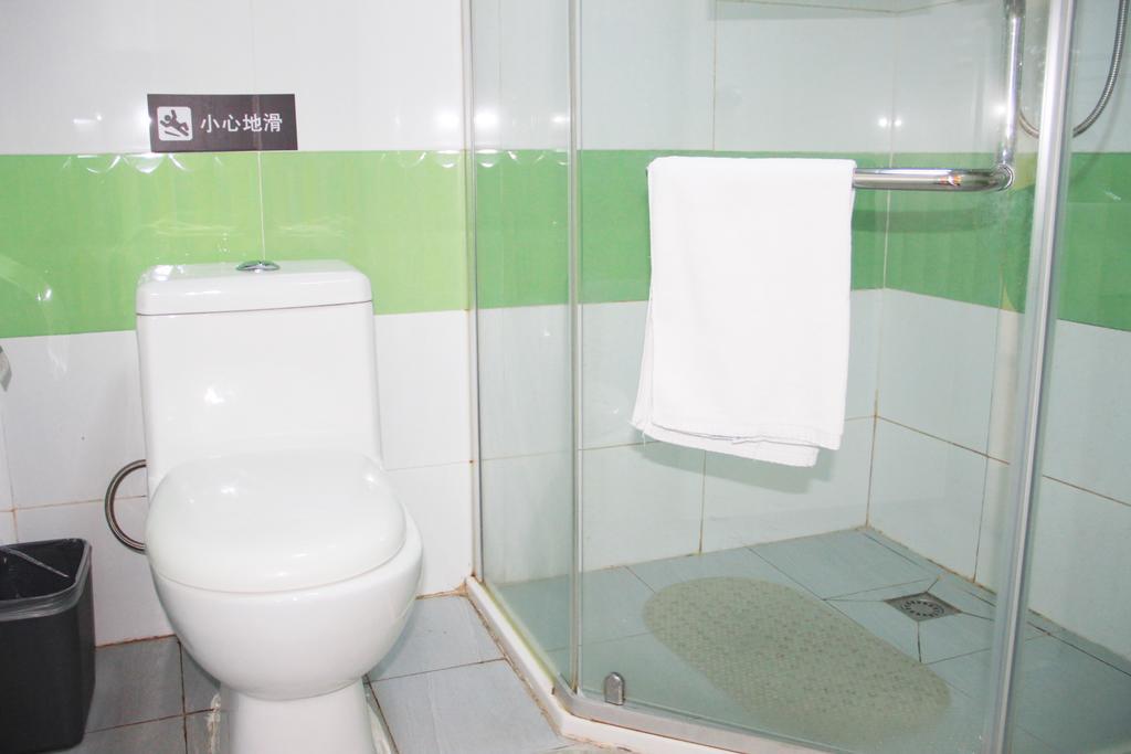 7Days Inn Guangzhou Gangding Longkou XI Road Exterior photo
